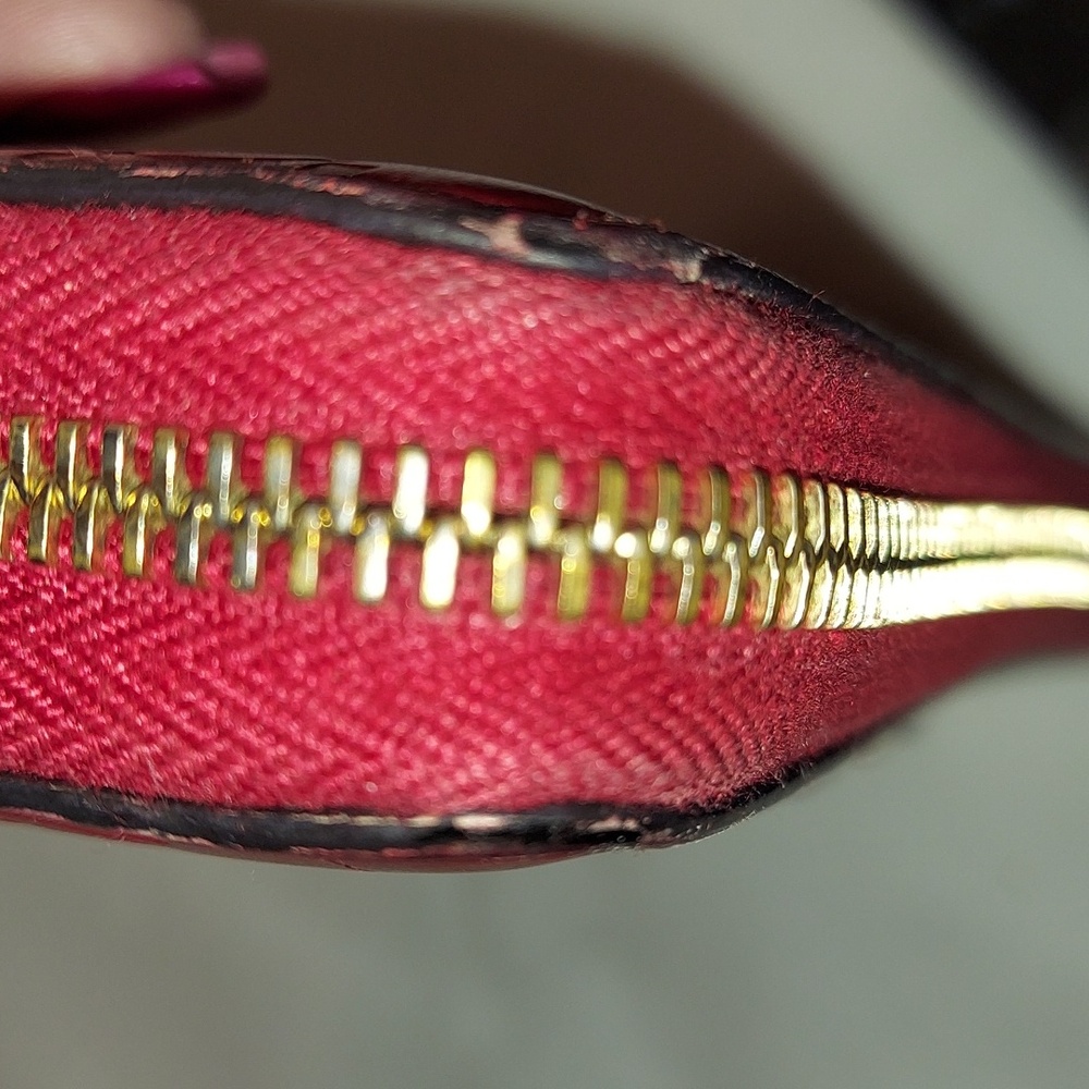 Gucci Guccissima Bow Zip Around Red Leather Zippy Wallet! - Picture 6 of 9